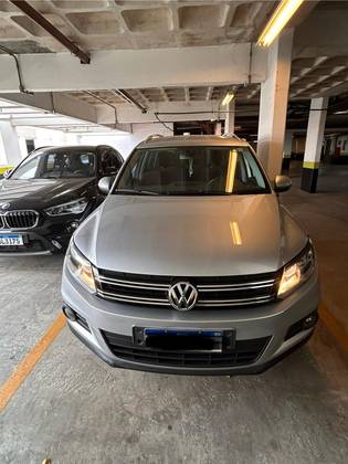 VOLKSWAGEN TIGUAN 2.0 TSI 16V TURBO GASOLINA 4P TIPTRONIC VOLKSWAGEN TIGUAN 2.0 TSI 16V TURBO GASOLINA 4P TIPTRONIC